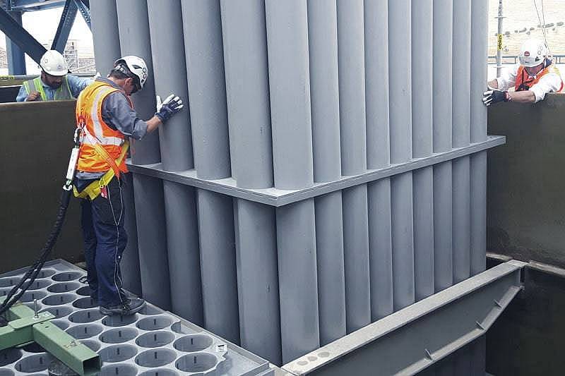 Montage der Rohrbündel für Nasselektrofilter
